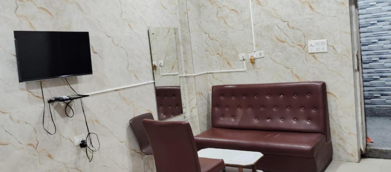 Hotel Shri Sai International, Sitamarhi Dumra Esterno foto