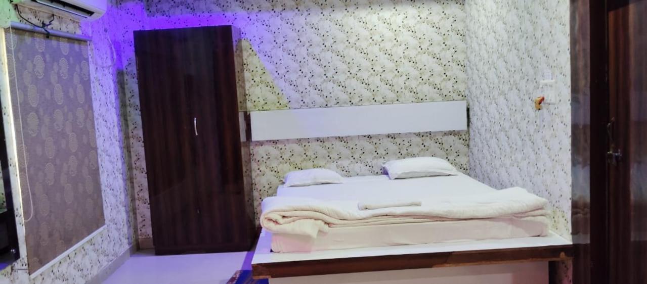 Hotel Shri Sai International, Sitamarhi Dumra Esterno foto